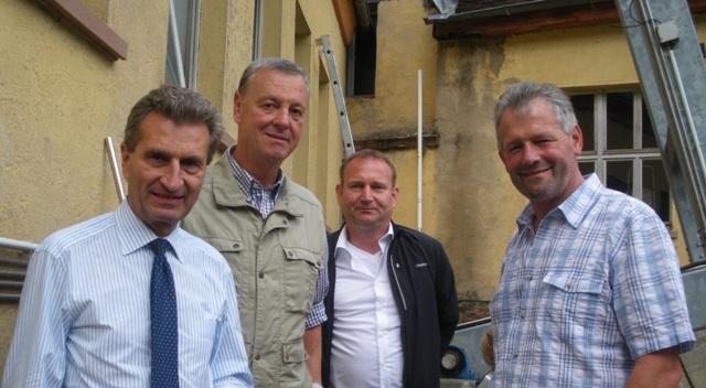 von links: EU-Kommissar Günther Oettinger, OB Stefan Mikulicz, Ralf Enzfelder, MdB Alois Gerig von links: EU-Kommissar Günther Oettinger, OB Stefan Mikulicz, Ralf Enzfelder, MdB Alois Gerig